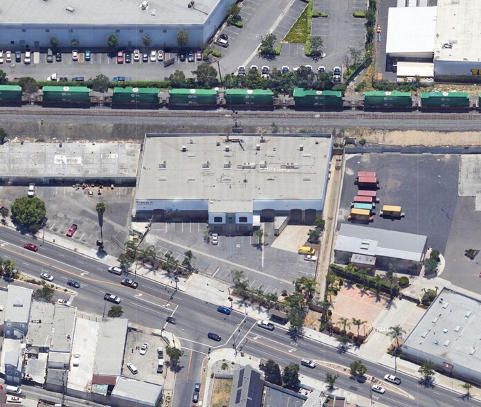 8252 Whittier Blvd, Pico Rivera, CA à vendre - Photo du bâtiment - Image 2 de 4