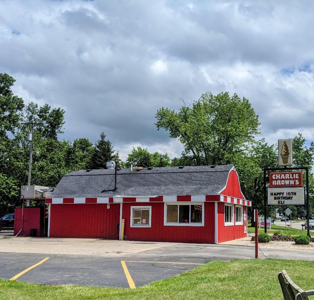 750 N Van Dyke Rd, Almont, MI for sale Primary Photo- Image 1 of 1