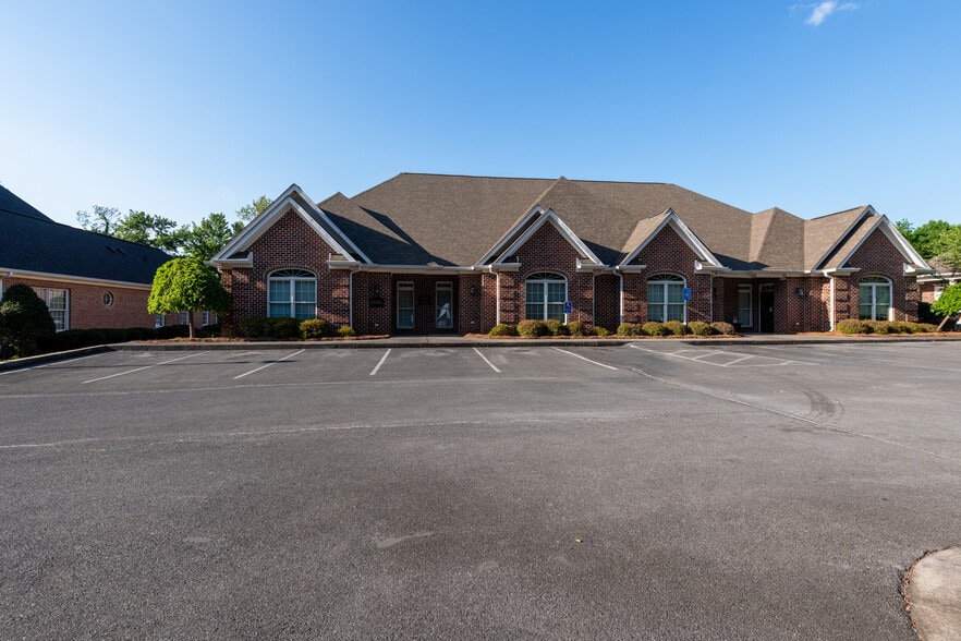 111 Laurel Creek Rd Se, Calhoun, GA for lease - Primary Photo - Image 1 of 43