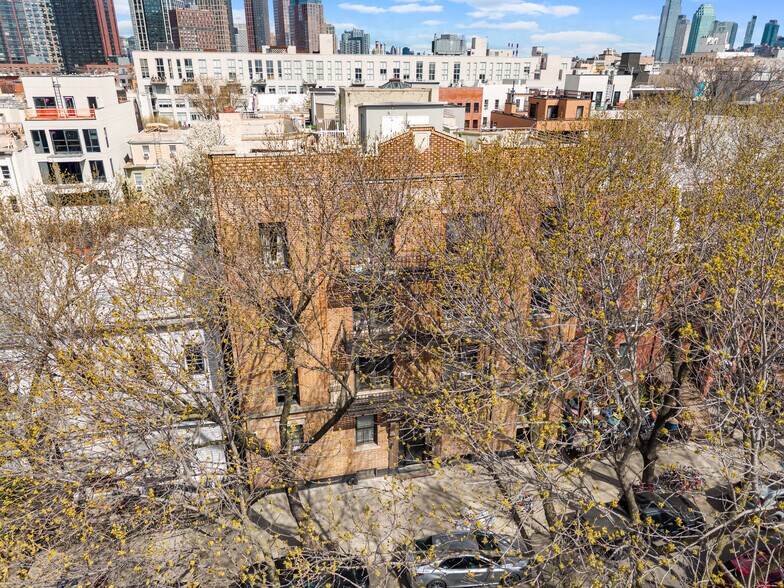 93-95 India St, Brooklyn, NY à vendre - Photo du bâtiment - Image 3 de 15