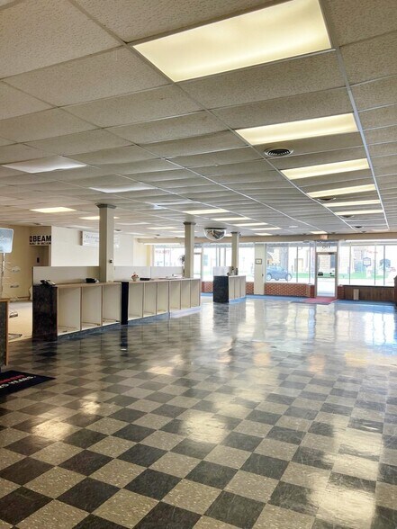 116 N Franklin St, Kirksville, MO for sale - Building Photo - Image 2 of 12