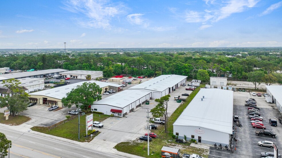 1985 Cattlemen Rd, Sarasota, FL à louer - Photo du b timent - Image 2 de 9