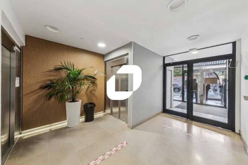 Bureau dans Boulogne-Billancourt à louer - Photo du bâtiment - Image 2 de 15