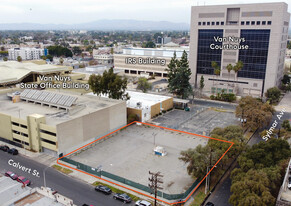 6167 Sylmar Ave, Van Nuys CA - Parking Garage