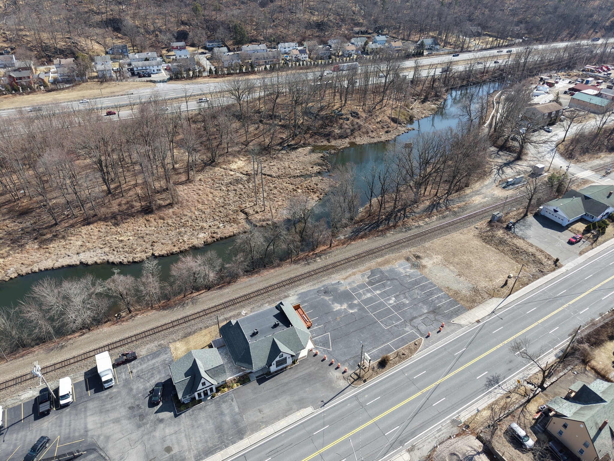 192 Ny-17, Tuxedo Park, NY for lease Primary Photo- Image 1 of 33