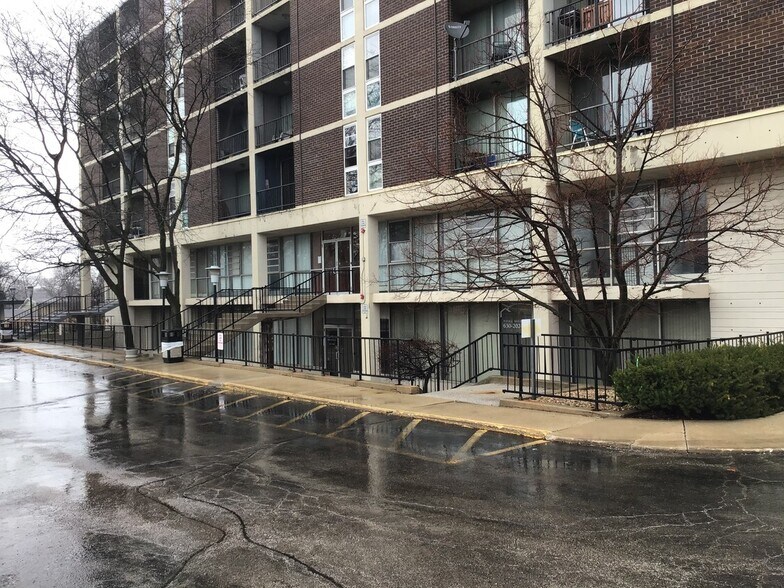 1043 S York Rd, Bensenville, IL à vendre - Photo du bâtiment - Image 3 de 3