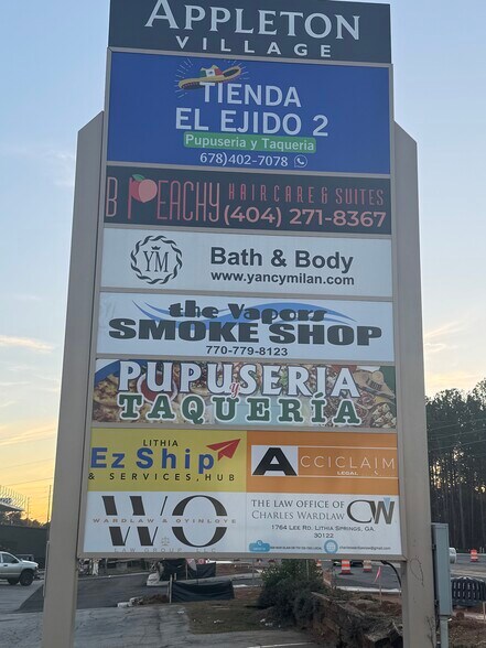 1750 Lee Rd, Lithia Springs, GA à louer - Photo du bâtiment - Image 2 de 3