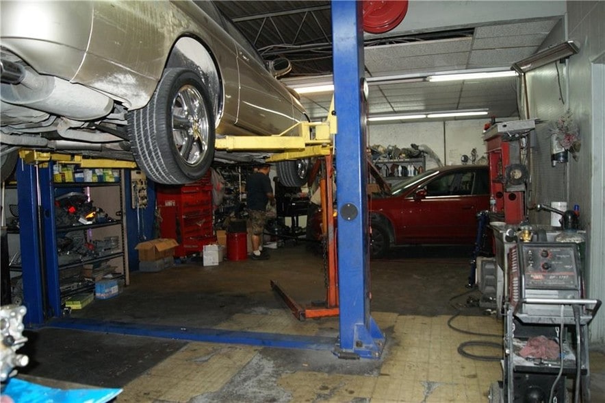 502 S 1st St, Garland, TX for lease - Interior Photo - Image 2 of 4