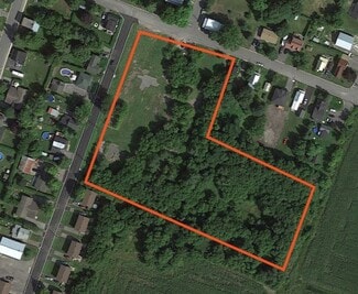 More details for 184 Mill St, Vankleek Hill, ON - Land for Sale