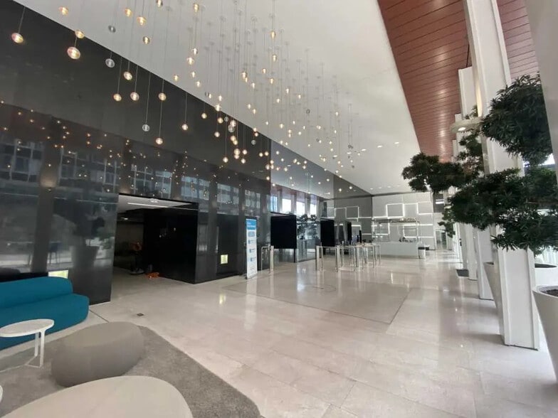 1 Terrasse Bellini, Puteaux à louer - Hall d’entrée - Image 3 de 21