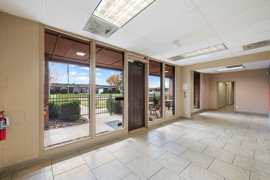 2000 W 2300 S, Salt Lake City, UT for lease - Interior Photo - Image 3 of 50