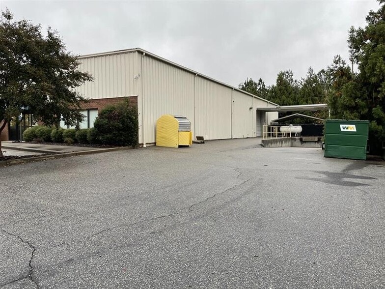 615 McGee Rd, Anderson, SC for lease - Building Photo - Image 2 of 31
