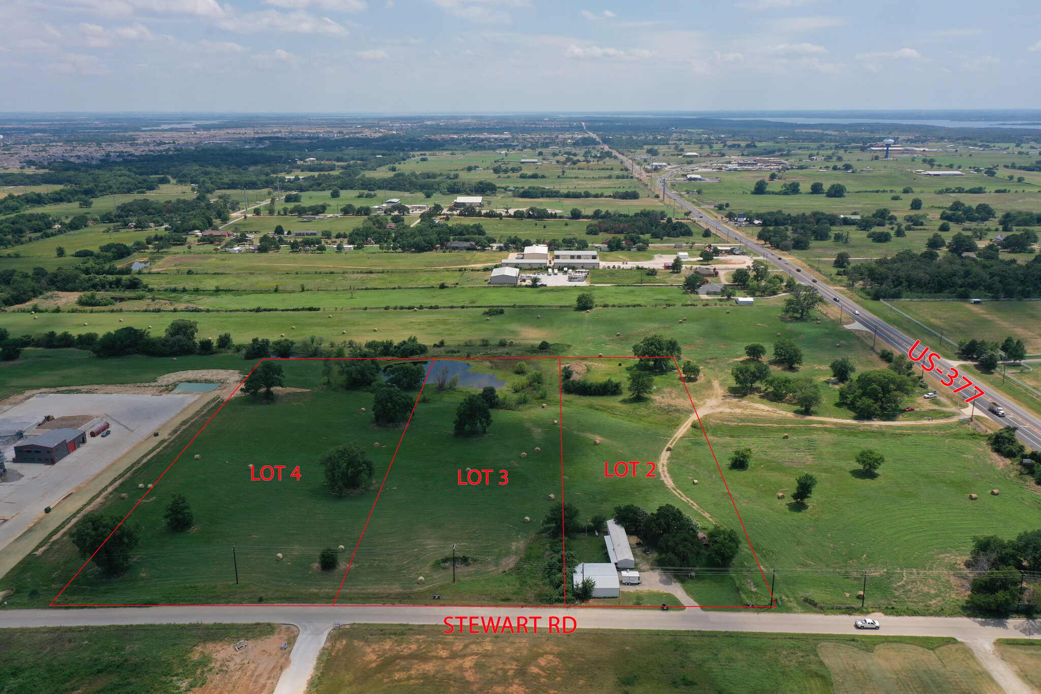 8673 Stewart Rd, Cross Roads, TX for sale Primary Photo- Image 1 of 9