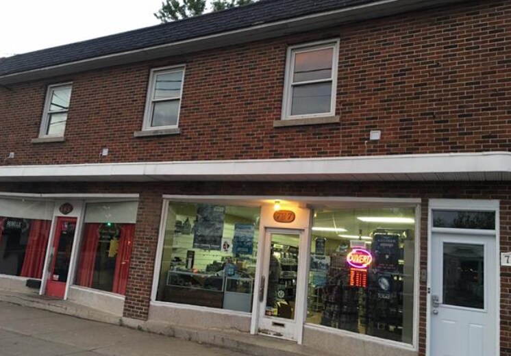 785 Rue Sainte-Hélène, Longueuil, QC à vendre Photo principale- Image 1 de 1