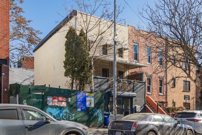 Plus de détails pour 337 Tompkins Ave, Brooklyn, NY - Commerce de détail à louer