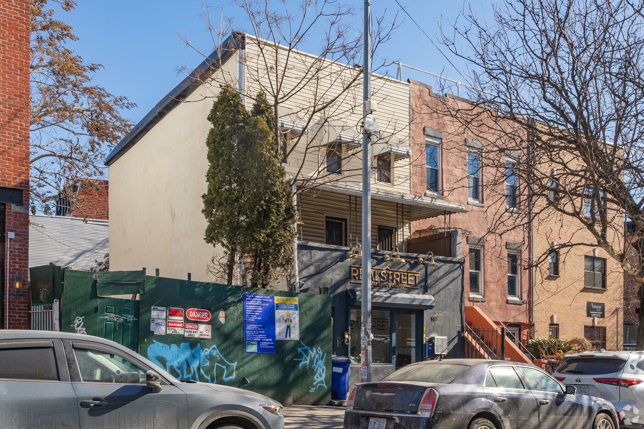 337 Tompkins Ave, Brooklyn, NY à louer Photo principale- Image 1 de 7