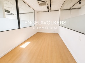 Office in Barcelona, Barcelona for lease Interior Photo- Image 2 of 22