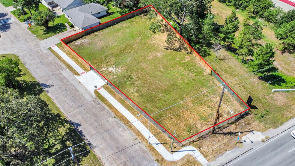 5196 Little York Rd, Houston, TX à vendre - Photo du bâtiment - Image 2 de 6