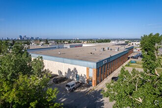 1423 45th Ave NE, Calgary, AB - Aerial  map view
