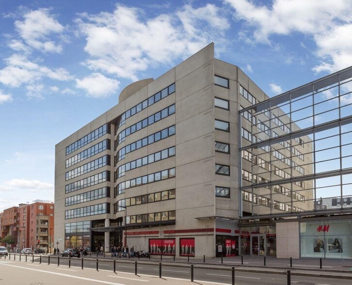 2 Boulevard Vauban, Montigny-le-Bretonneux for lease - Building Photo - Image 3 of 6
