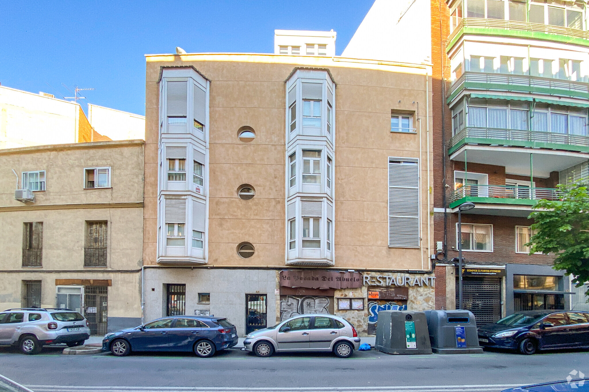 Calle De Cartagena, 55, Madrid, Madrid for sale Primary Photo- Image 1 of 3