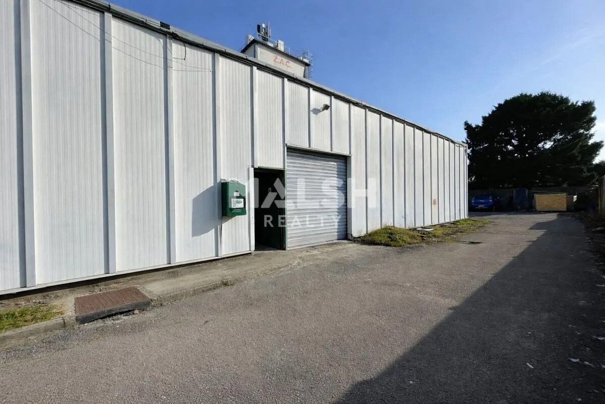 Flex in Saint-Priest for sale Building Photo- Image 1 of 8