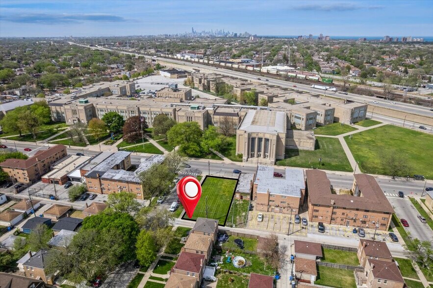 2135-2137 E 87th St, Chicago, IL à vendre - Aérien - Image 2 de 3
