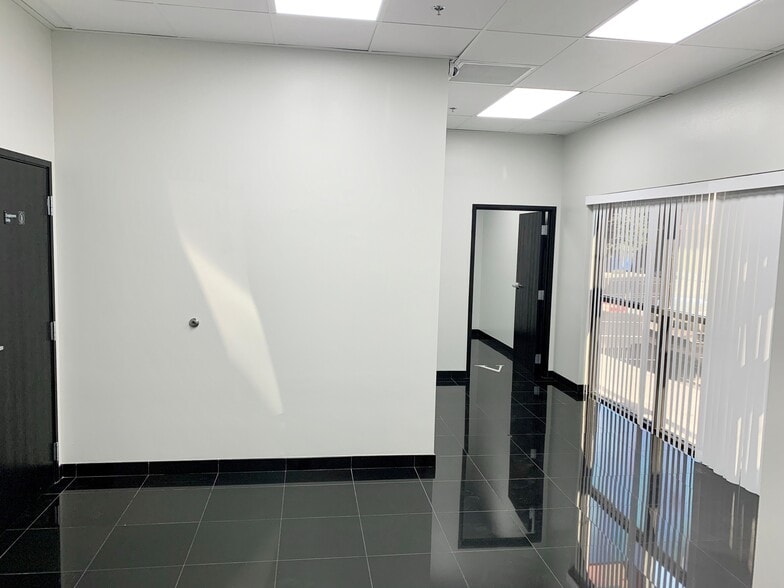 6560 Spencer & E Sunset St, Las Vegas, NV for lease - Building Photo - Image 2 of 7