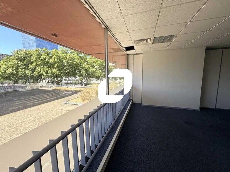 20 Boulevard Eugène Deruelle, Lyon for lease - Interior Photo - Image 3 of 15