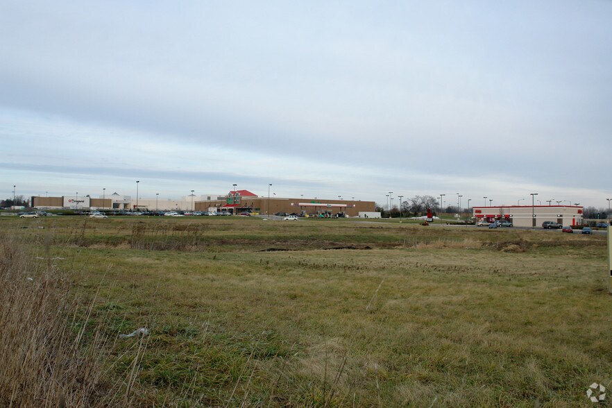 71xx Harrison Ave, Cherry Valley, IL à vendre - Photo du bâtiment - Image 2 de 4