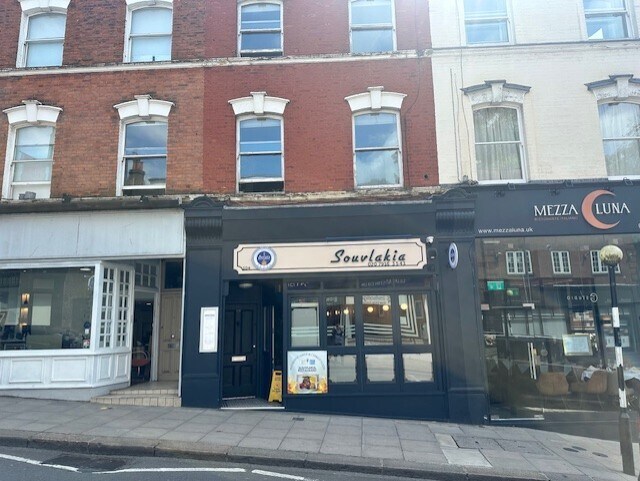 104 Heath St, Londres à louer Photo du bâtiment- Image 1 de 2