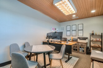 1305-1309 SE Armour Rd, Bend, OR for lease Interior Photo- Image 1 of 10