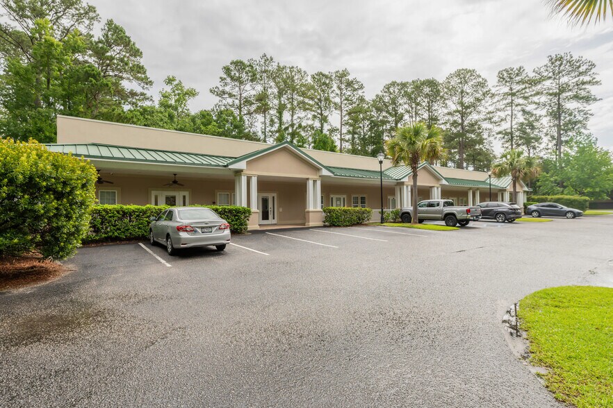 121 Mead Rd, Hardeeville, SC à louer - Photo du bâtiment - Image 1 de 13