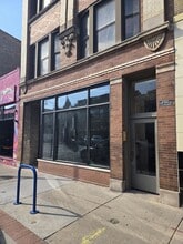 5208 N Clark St, Chicago, IL for lease Building Photo- Image 2 of 13