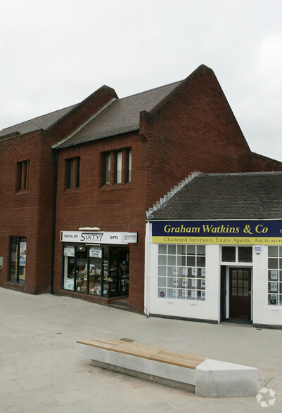 67 Derby St, Leek à louer - Photo principale - Image 1 de 5