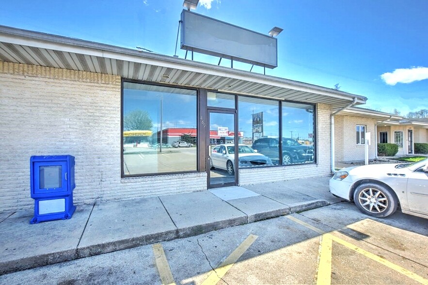 1489-1499 E Eldorado St, Decatur, IL for lease - Building Photo - Image 1 of 11