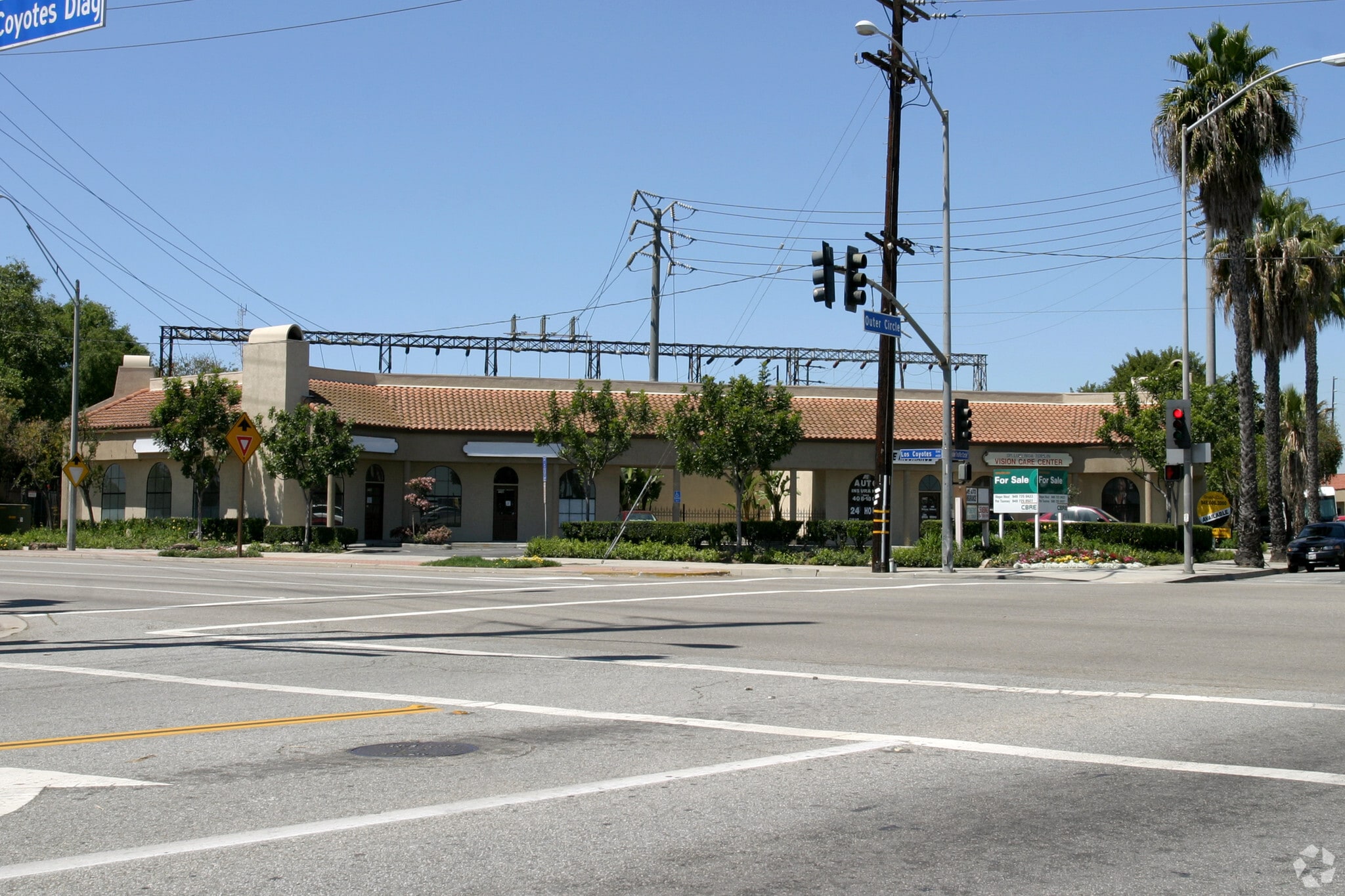 4401-4409 E Los Coyotes Diagonal, Long Beach, CA for lease Primary Photo- Image 1 of 4