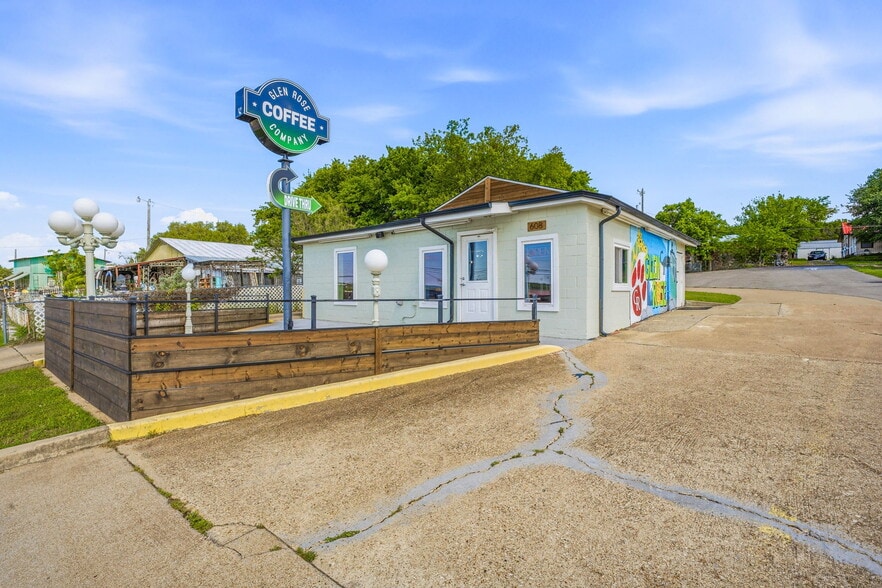 608 SW Big Bend Trl, Glen Rose, TX for sale - Building Photo - Image 2 of 63