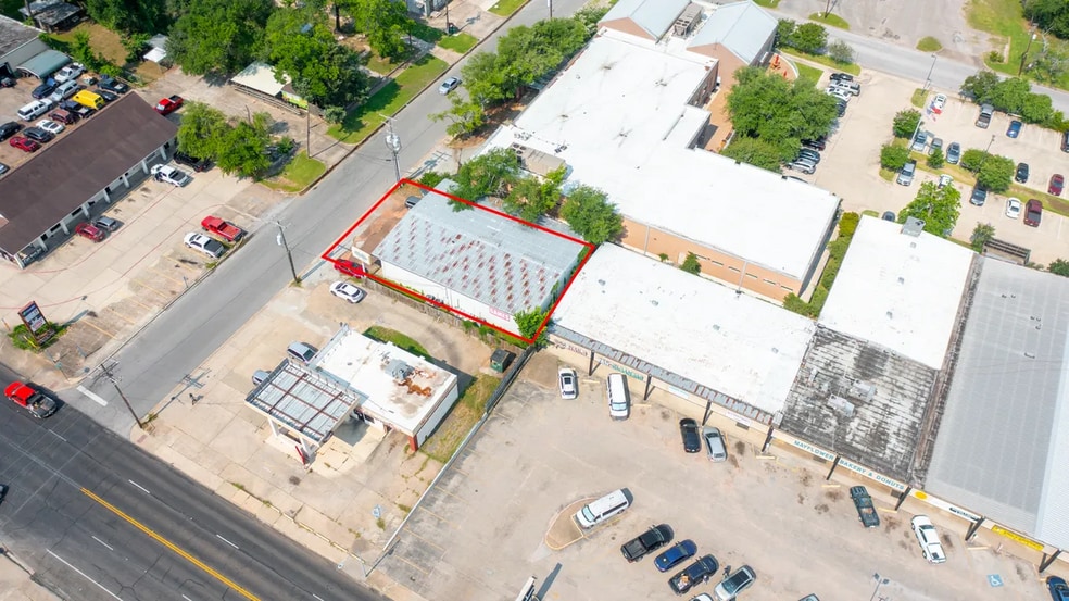 1212 14th St, Huntsville, TX for sale - Building Photo - Image 3 of 3