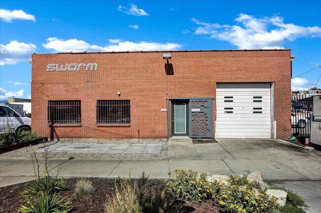 Plus de détails pour 1 N 900 W, Salt Lake City, UT - Commerce de détail à vendre