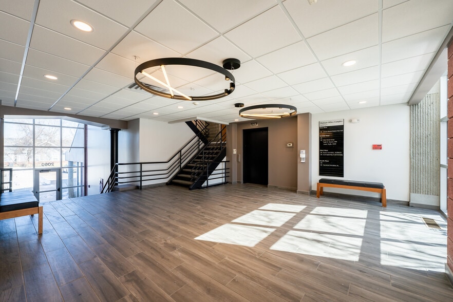 2060 Fairport Nine Mile Point Rd, Penfield, NY for lease - Interior Photo - Image 3 of 7