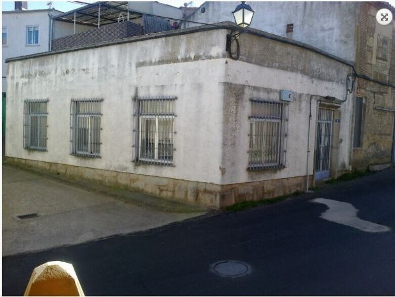 Retail in Cantalpino, Salamanca for sale - Building Photo - Image 1 of 2