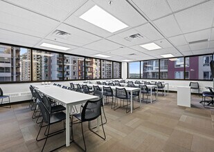 1040 7th Ave SW, Calgary, AB à louer Photo intérieure- Image 1 de 4