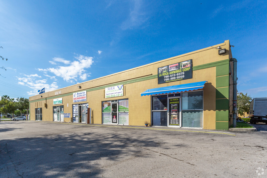 19200 SW 106th Ave, Miami, FL for lease - Primary Photo - Image 1 of 12