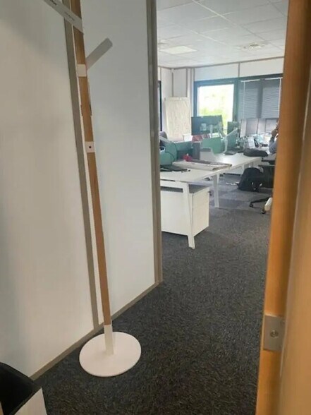 Bureau dans Limas à louer - Photo intérieure - Image 2 de 5