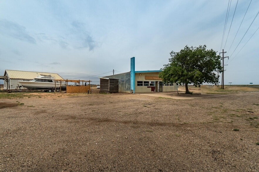 9298 Texas 86, Silverton, TX for sale - Building Photo - Image 3 of 10