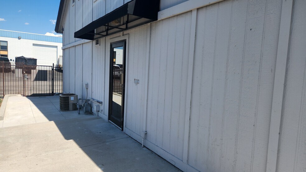 380 W 7200 S, Midvale, UT à louer - Photo du bâtiment - Image 3 de 18