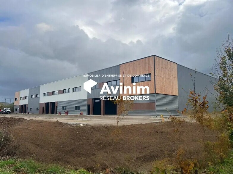 Flex dans Viarmes à louer - Photo du bâtiment - Image 1 de 33