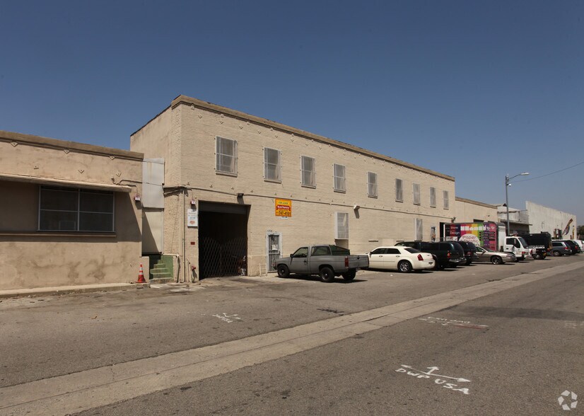 651 E 61st St, Los Angeles, CA à vendre - Photo principale - Image 2 de 3