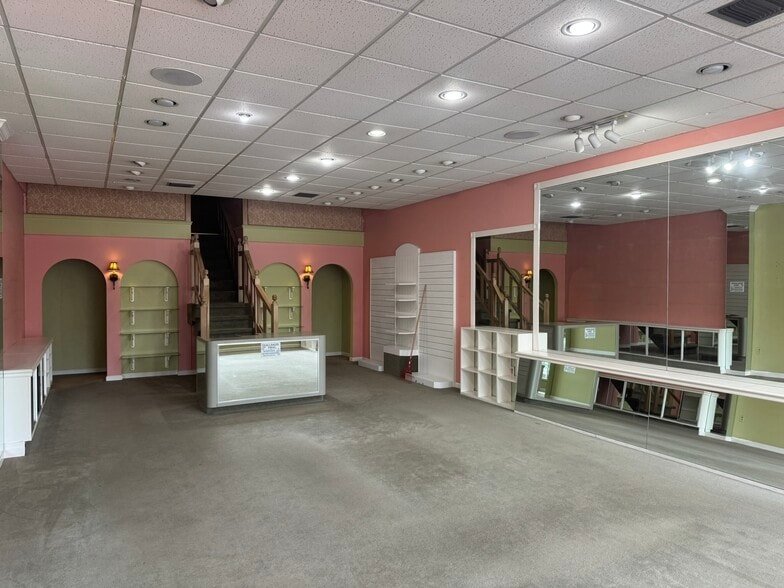 3409-3445 W University Ave, Gainesville, FL for lease - Building Photo - Image 3 of 9